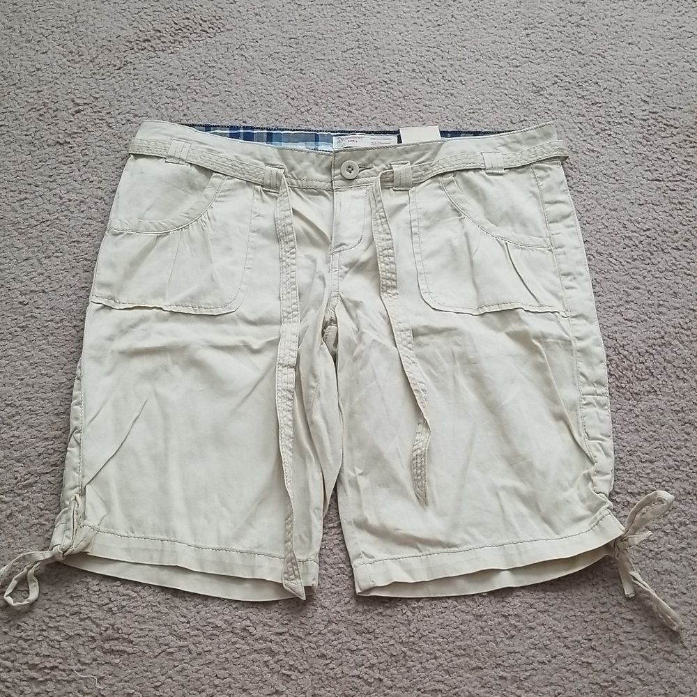 NWT No Boundaries Women's Bermuda Shorts